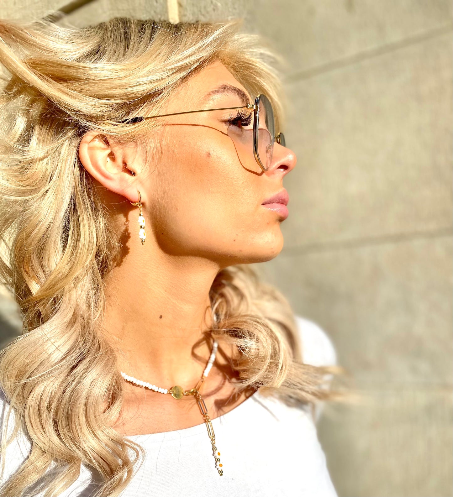 Daisy necklace