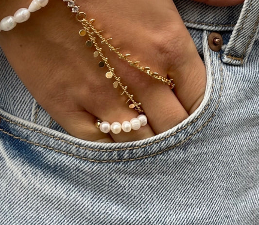 Monika pearl ring
