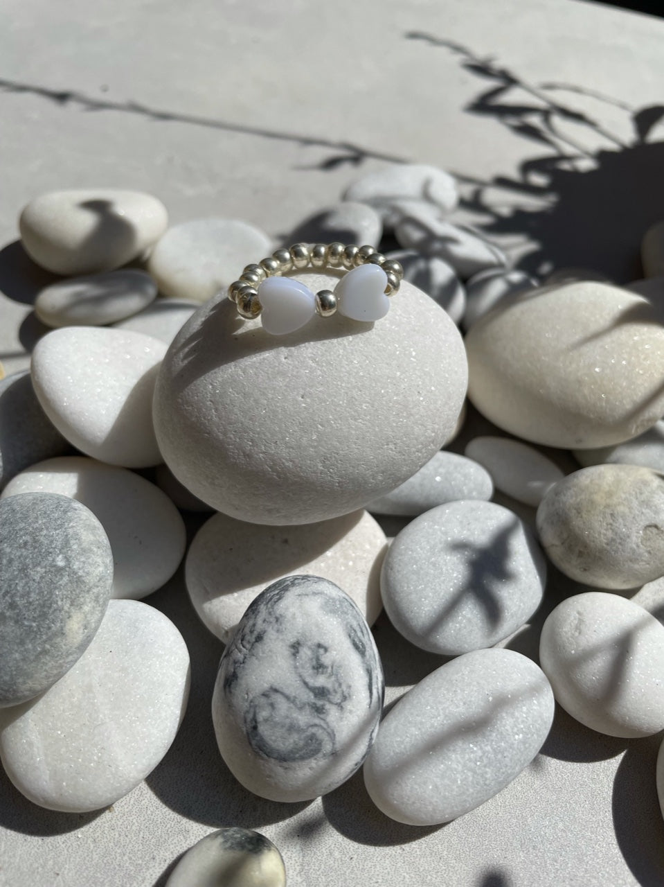 Cute bow ring