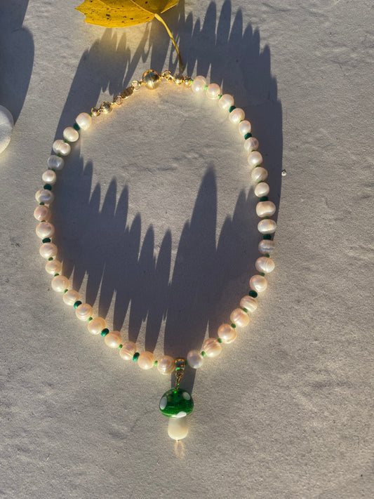 Green room halsband