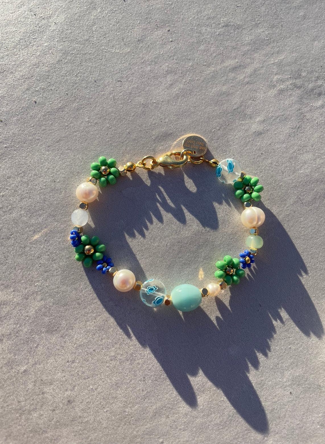 Flower armband